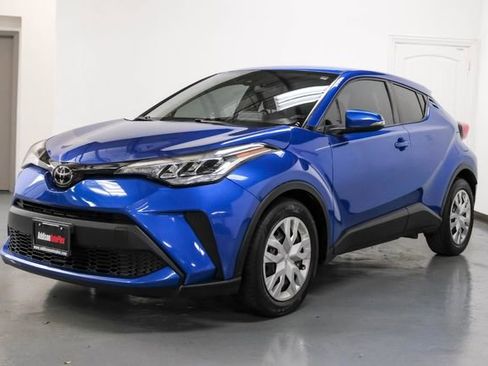 Used 2020 Toyota C-HR LE image 6
