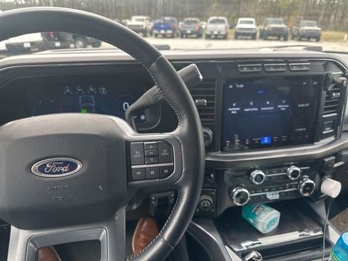 Used 2024 Ford F250 Lariat w/ Lariat Ultimate Package image 11