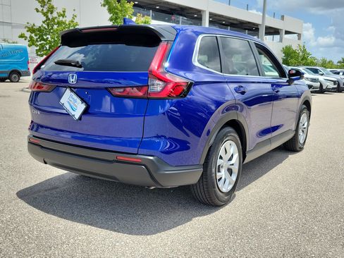 Used 2025 Honda CR-V LX image 6