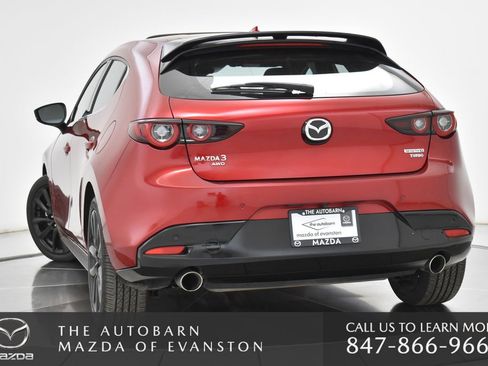 Used 2025 MAZDA MAZDA3 Hatchback w/Premium Plus Pkg image 8