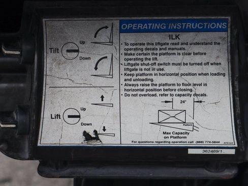 Used 2016 Ford F650 2WD Crew Cab Super Duty image 58