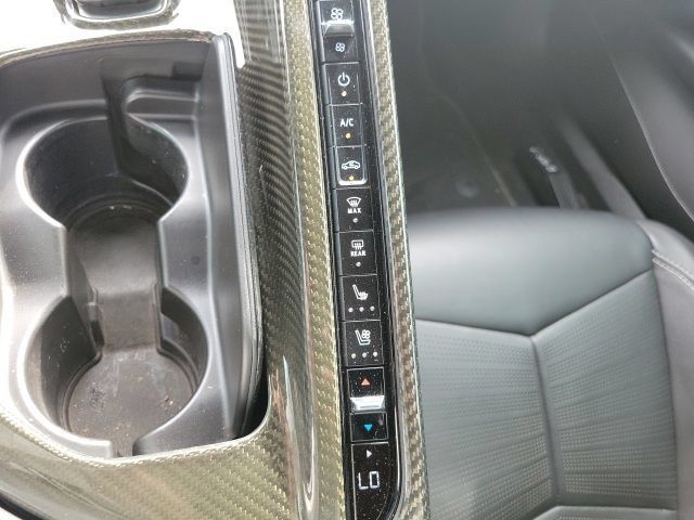 Used 2025 Chevrolet Corvette Z06 RWD image 20