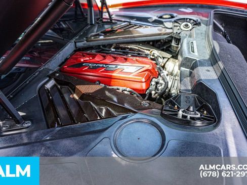 Used 2020 Chevrolet Corvette Stingray Preferred Cpe w/ 2LT Preferred Equipment Group RWD image 17