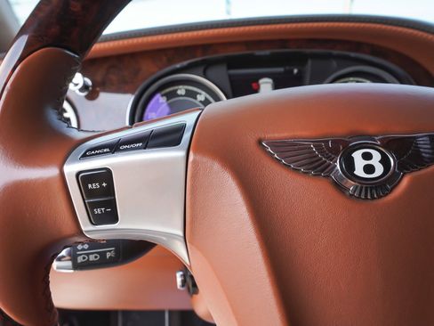Used 2014 Bentley Flying Spur W12 AWD/4WD image 15