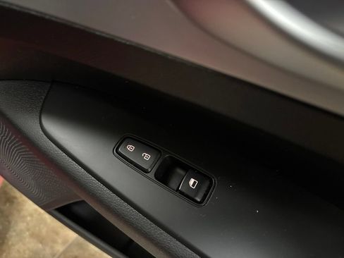 Used 2023 Kia Forte LXS FWD image 25