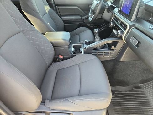 Used 2024 Toyota Tacoma SR w/ SR Upgrade Package AWD/4WD image 12