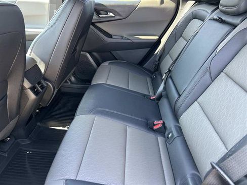 New 2026 Chevrolet Equinox LT w/ Convenience Package II image 15