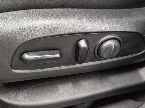 Used 2020 GMC Terrain Denali w/ Denali Premium Package FWD image 22