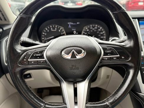 Used 2019 INFINITI Q50 Luxe w/ Essential Package (3.0T Luxe) AWD/4WD image 12
