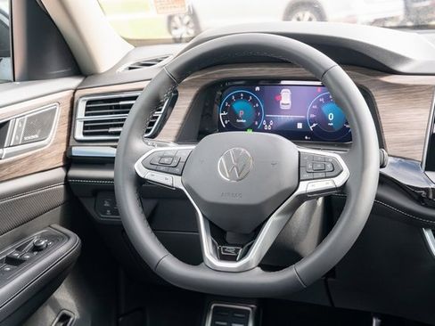 New 2026 Volkswagen Atlas SEL Premium R-Line image 31