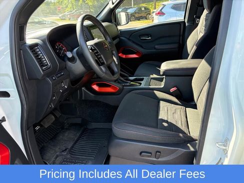 Used 2024 Nissan Frontier PRO-4X w/ Pro Convenience Package AWD/4WD image 17