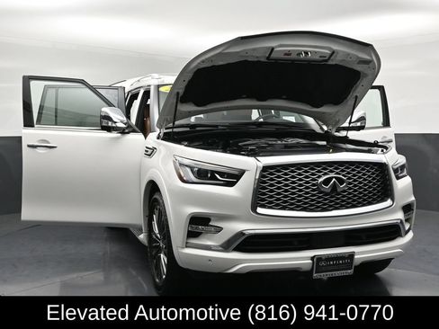 Used 2023 INFINITI QX80 Sensory w/ All-Season Package AWD/4WD image 40