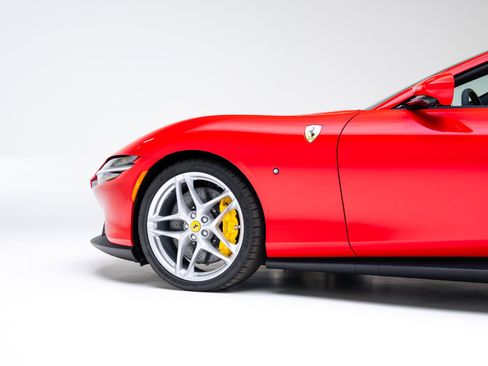 Used 2025 Ferrari Roma Spider image 14