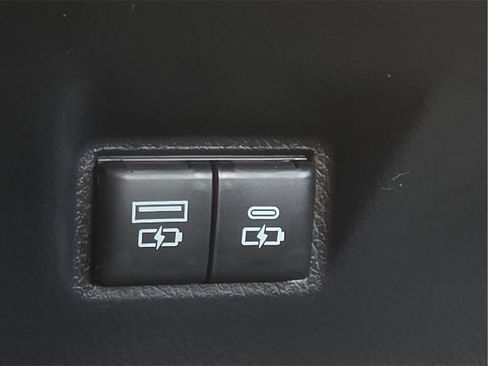 New 2026 Toyota Camry SE image 9