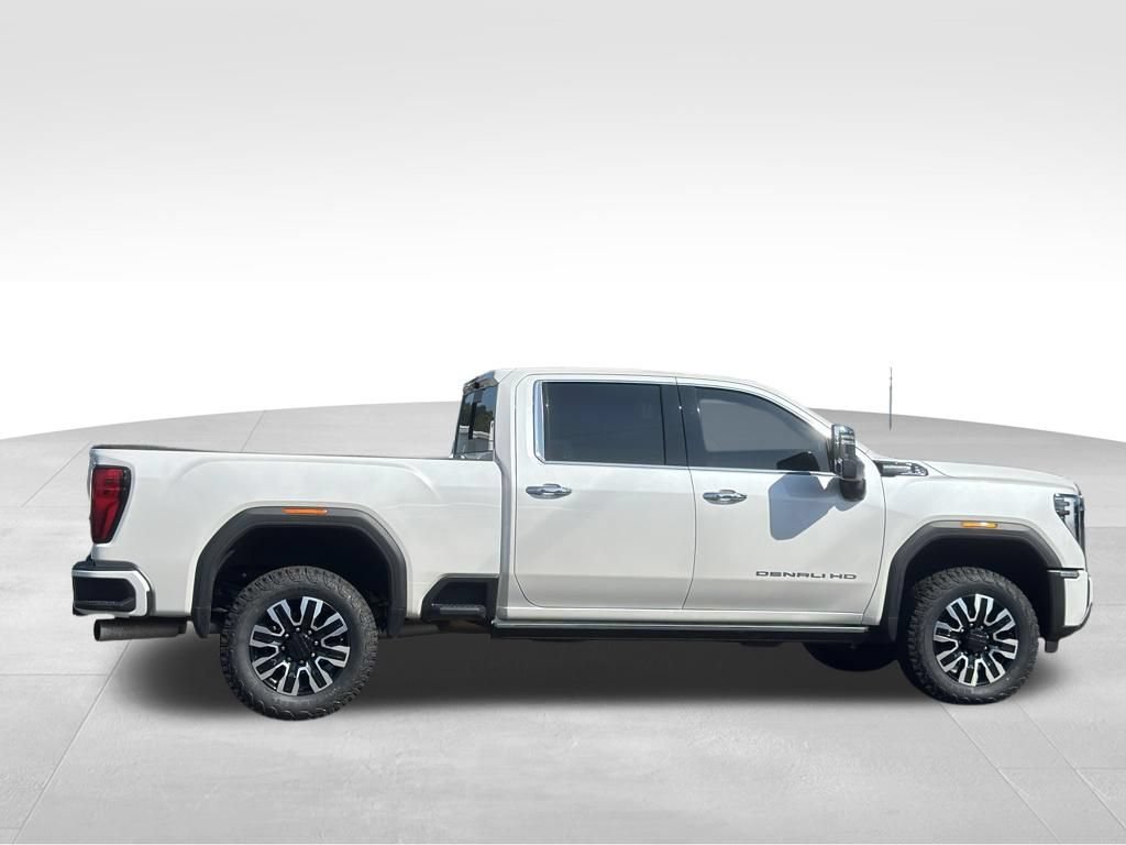 Used 2024 GMC Sierra 2500 Denali Ultimate w/ Max Trailering Package AWD/4WD image 14