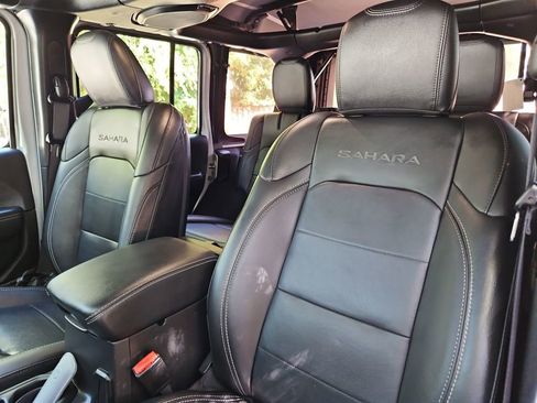Used 2022 Jeep Wrangler Unlimited Sahara w/ Cold Weather Group image 25