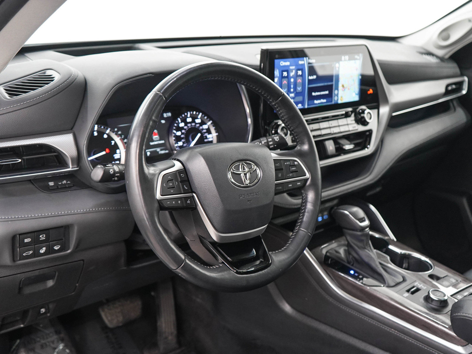 Used 2022 Toyota Highlander Platinum AWD/4WD image 22
