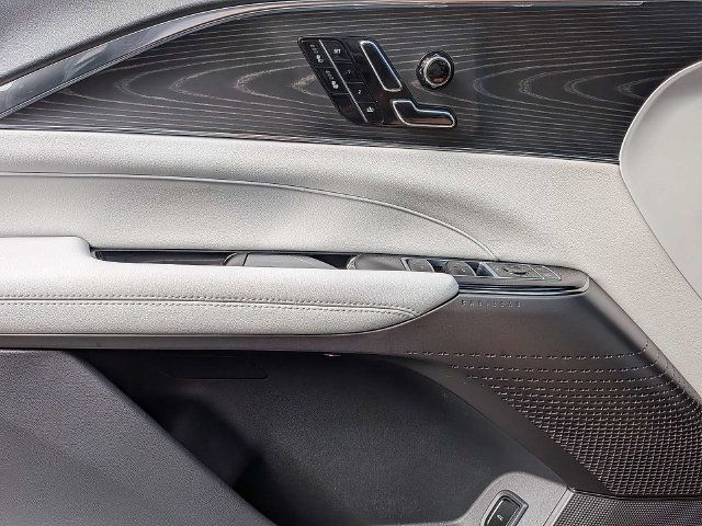 Certified 2024 Cadillac Lyriq Sport AWD/4WD image 29