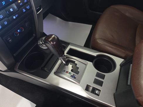 Used 2015 Toyota 4Runner Limited w/ Four Season Floor Mat Package AWD/4WD image 21