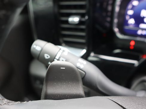 Used 2024 Chevrolet Silverado 1500 LT Trail Boss w/ Convenience Package II image 24