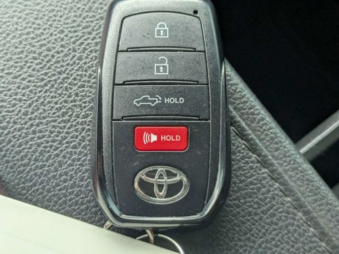 Used 2024 Toyota Tundra SR5 w/ SR5 Premium Package AWD/4WD image 31