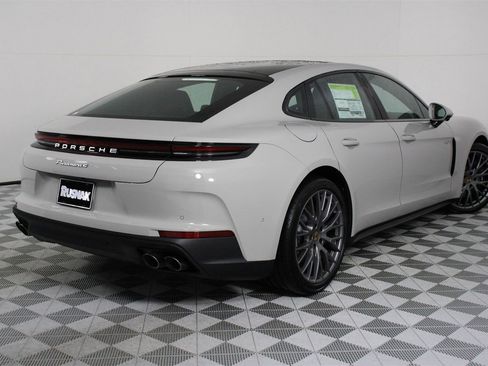 New 2026 Porsche Panamera 4 image 7