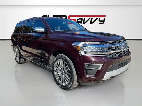 Used 2024 Ford Expedition Platinum AWD/4WD image 1