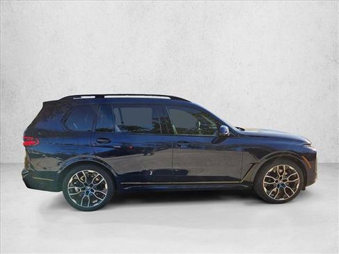 New 2026 BMW X7 xDrive40i w/ M Sport Package image 4