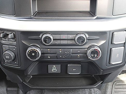 Used 2025 Ford F250 XLT image 22