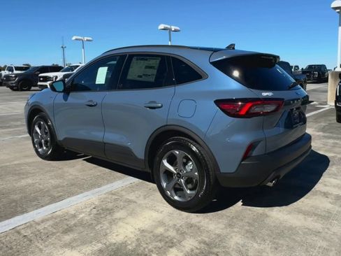 New 2026 Ford Escape ST-Line FWD image 25
