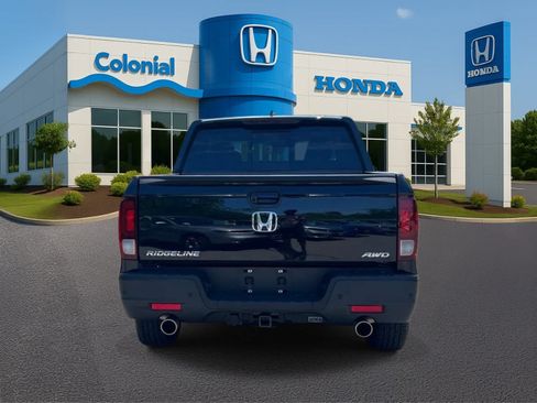 Used 2023 Honda Ridgeline Black Edition image 5