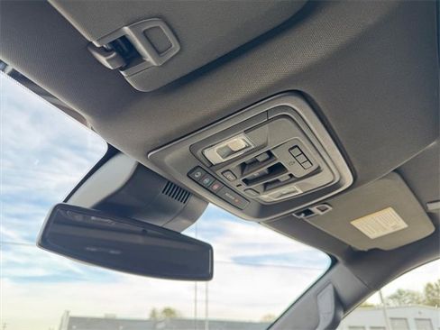 Used 2022 GMC Sierra 1500 SLT w/ SLT Premium Plus Package image 25