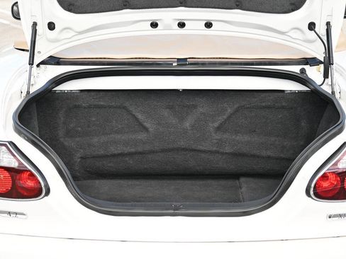 Used 2006 Jaguar XK8 XK8 2dr Convertible image 30