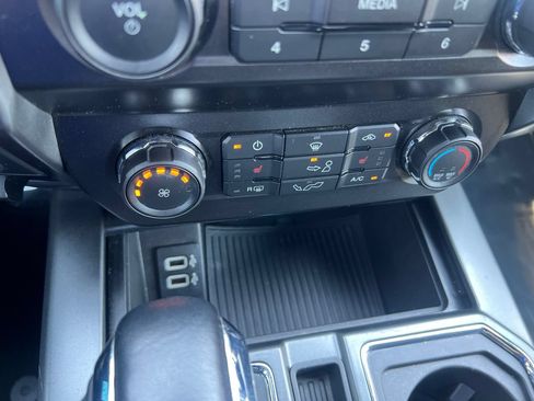 Used 2019 Ford F150 XLT w/ Equipment Group 302A Luxury RWD image 34