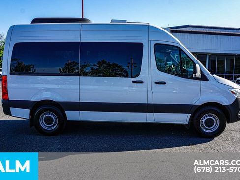 Used 2024 Mercedes-Benz Sprinter 2500 image 8