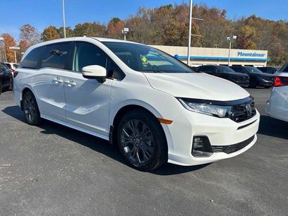 Used 2025 Honda Odyssey Touring