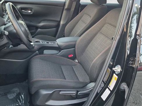 Used 2025 Honda HR-V Sport image 15