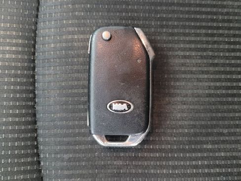 Used 2019 Kia Forte LXS image 32