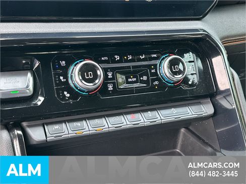 Used 2025 GMC Sierra 1500 AT4 w/ AT4 Premium Package image 27