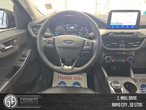 Used 2022 Ford Escape SEL w/ Equipment Group 302A image 13