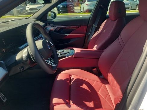 Used 2026 BMW 540i xDrive image 9