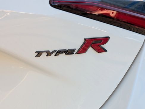 Certified 2025 Honda Civic Type R image 17