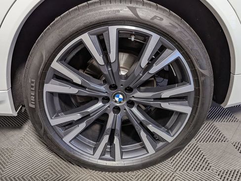Certified 2023 BMW X7 xDrive40i w/ Premium Package AWD/4WD image 57