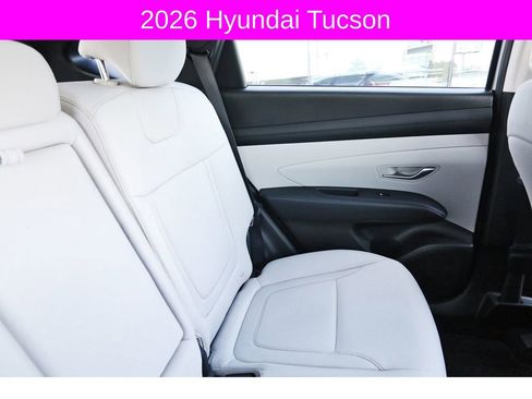 Used 2026 Hyundai Tucson SE image 13