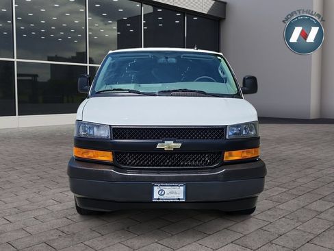 Used 2020 Chevrolet Express 2500 RWD image 8