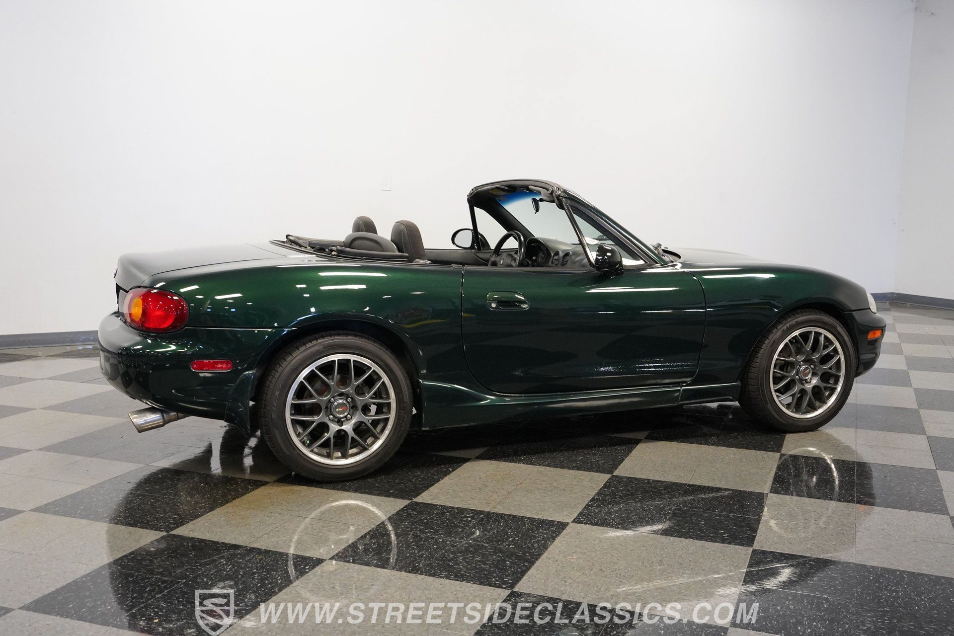 Used 1999 MAZDA MX-5 Miata RWD image 14