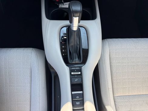 Certified 2023 Honda HR-V LX image 24