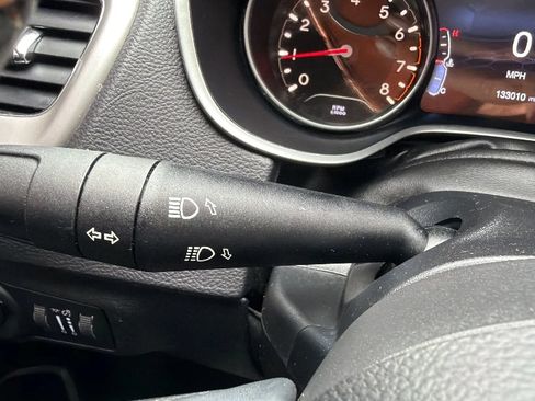 Used 2018 Jeep Compass Latitude w/ Popular Equipment Group AWD/4WD image 14