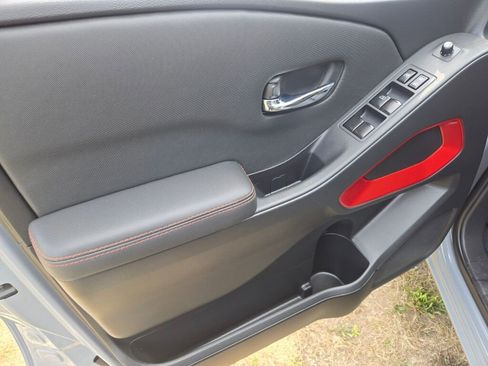 Used 2024 Nissan Frontier PRO-4X w/ Off-Road Protection Package image 17