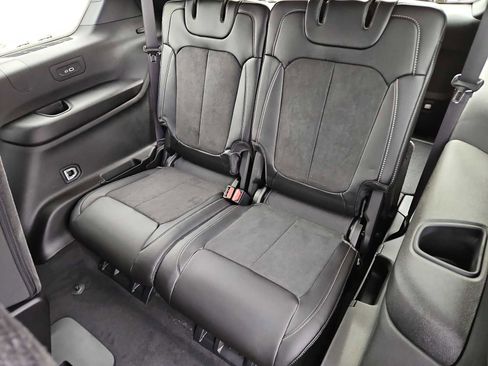 New 2025 Jeep Grand Cherokee L Laredo image 35